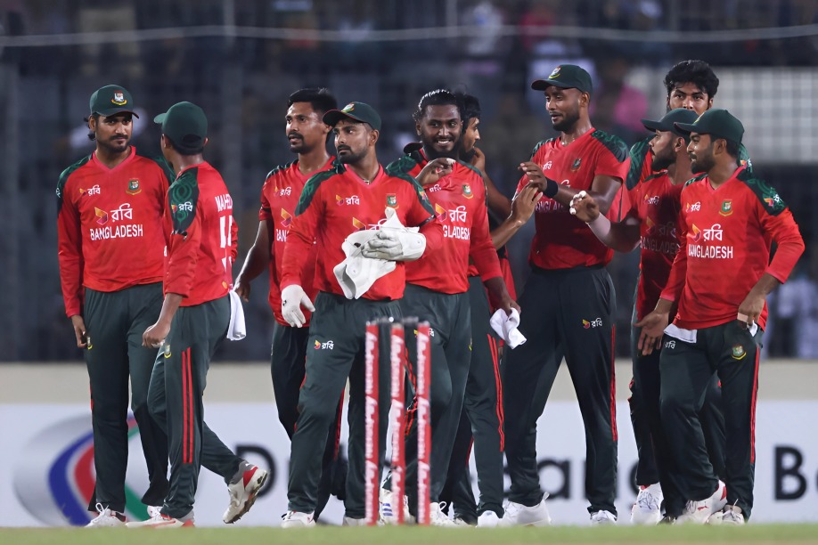 When will Bangladesh play in the Super Four stage of Asia Cup 2025?