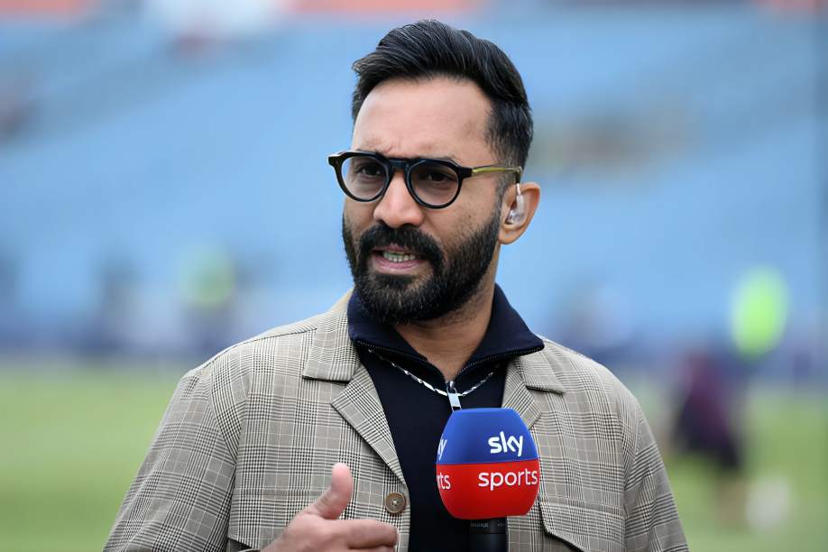 Dinesh Karthik Names His Top T20 Batter: Virat Kohli or AB de Villiers?