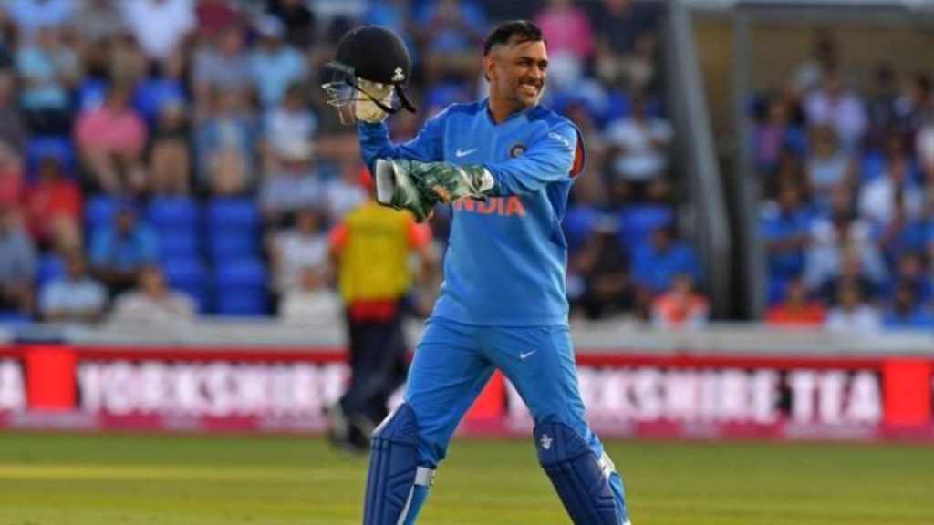 Parthiv Patel Sparks Debate: MS Dhoni Outshines Kumar Sangakkara as Wicketkeeper-Captain