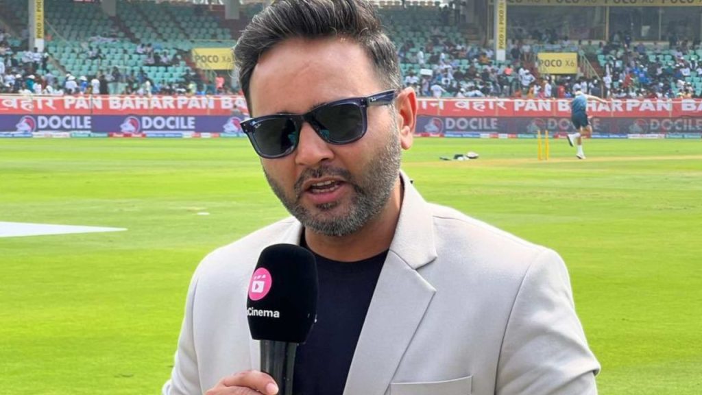 Parthiv Patel Sparks Debate: MS Dhoni Outshines Kumar Sangakkara as Wicketkeeper-Captain